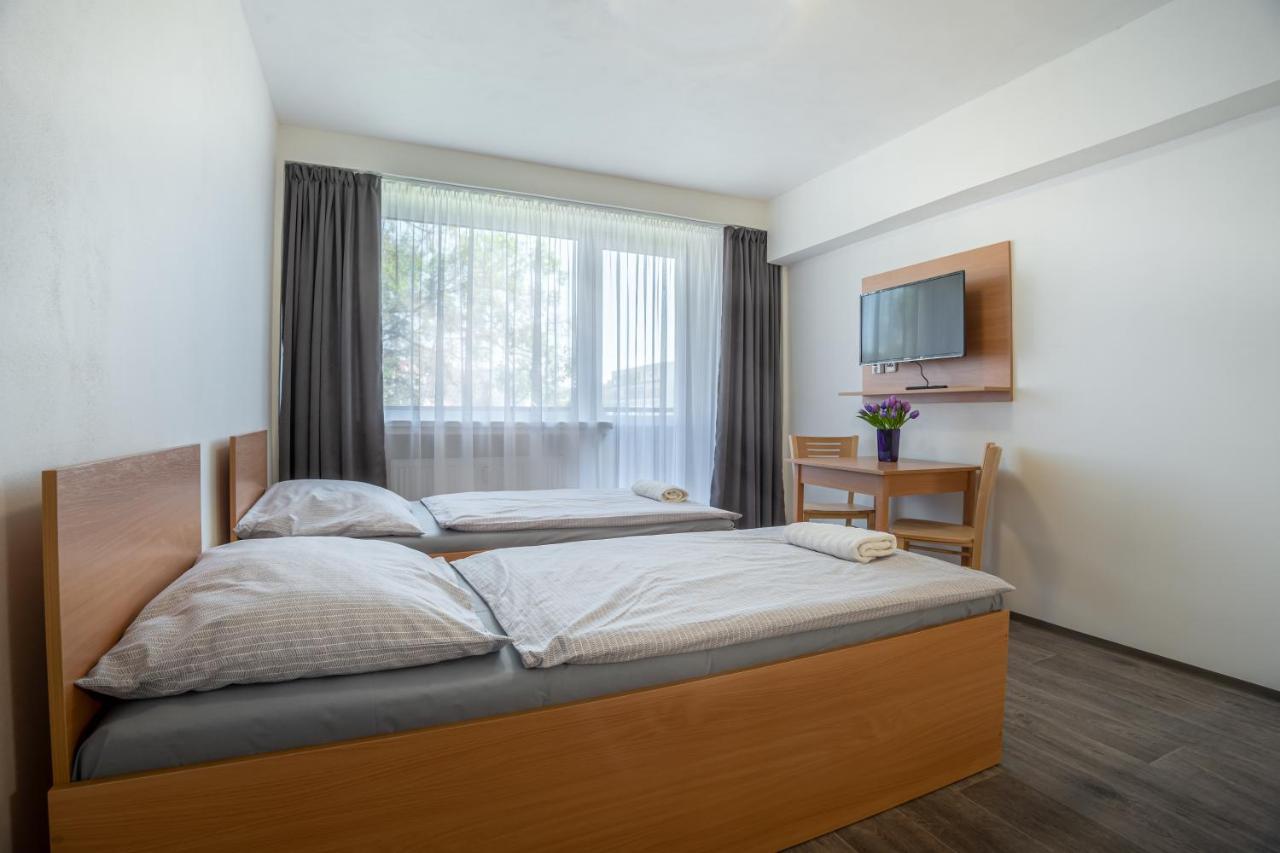 Apartmany A Studia Zamecky Park Litvínov Exterior foto