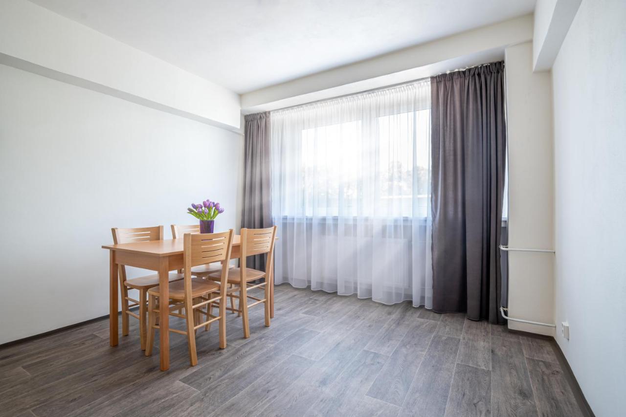 Apartmany A Studia Zamecky Park Litvínov Exterior foto