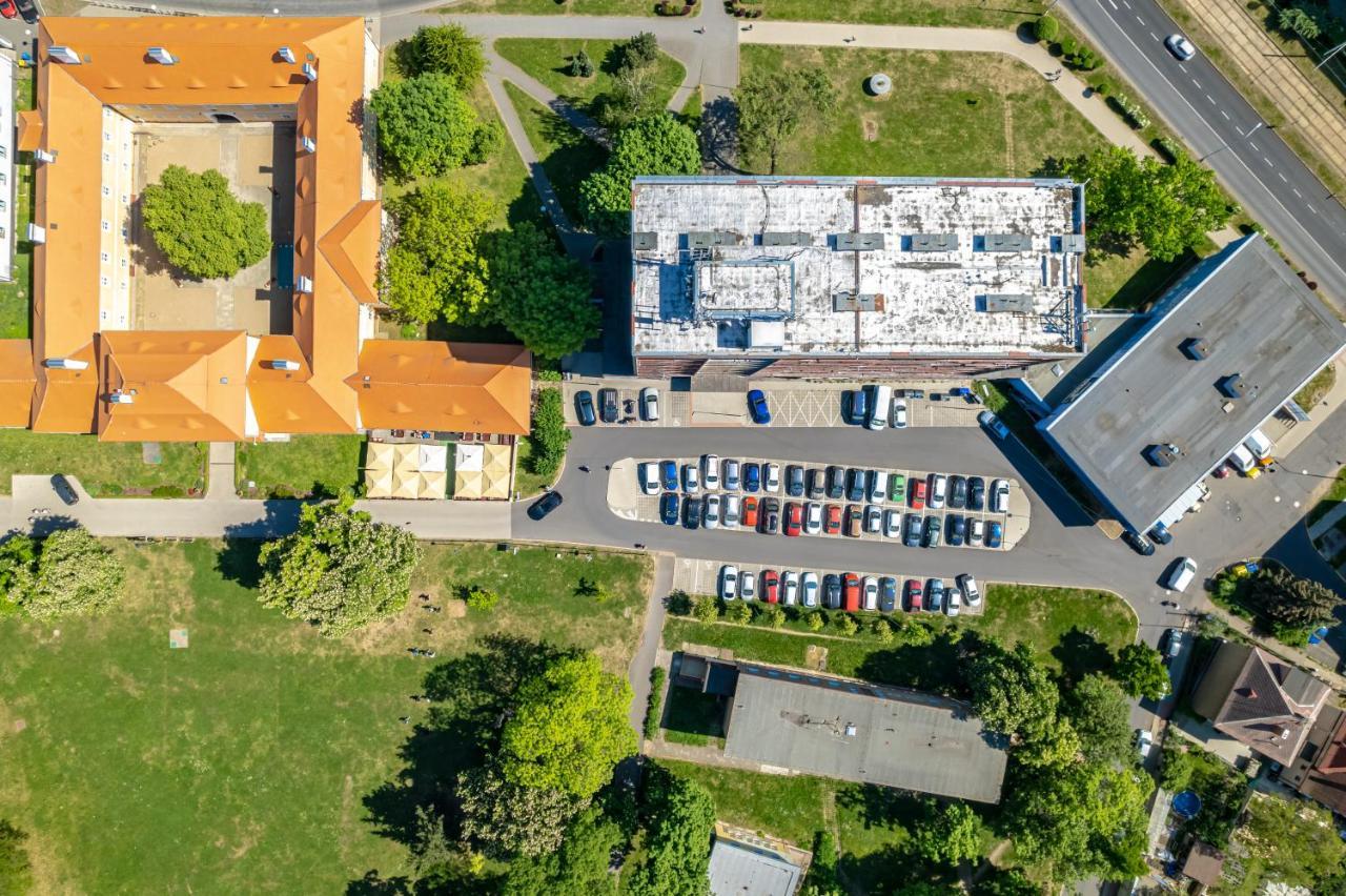 Apartmany A Studia Zamecky Park Litvínov Exterior foto